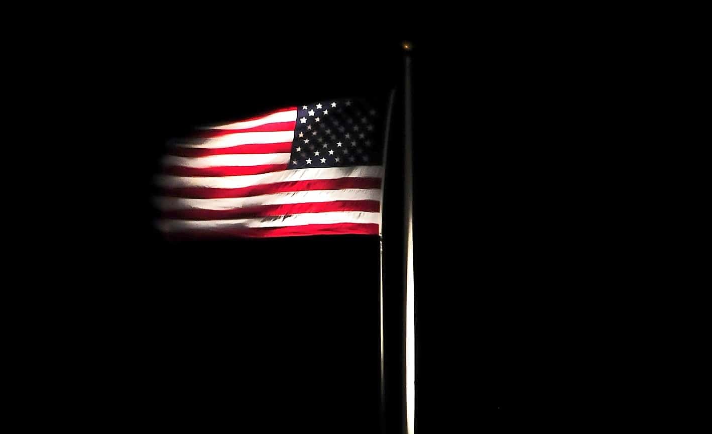 american-flag-in-the-dark